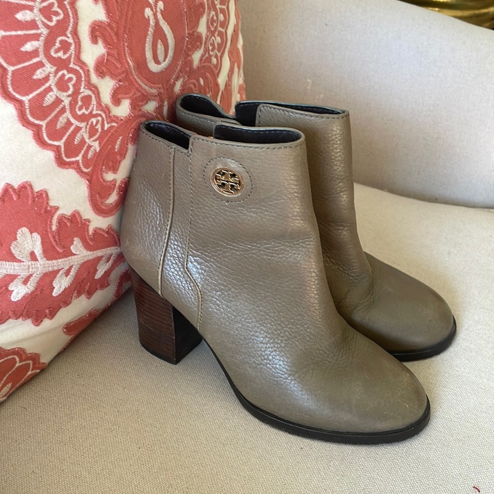 Tory Burch Boots